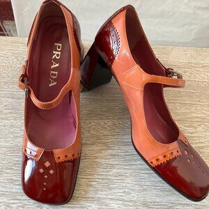 Prada vintage wingtip patent leather maryjanes sz 35.5